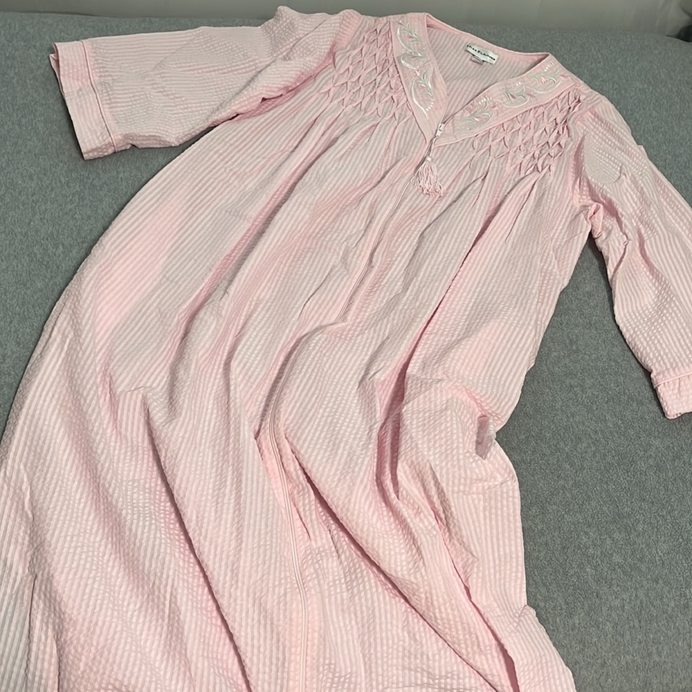 Miss Elaine House Dress Robe Large Pink Seersucker Lounge Grandma Grunge Lounge - Picture 10 of 12